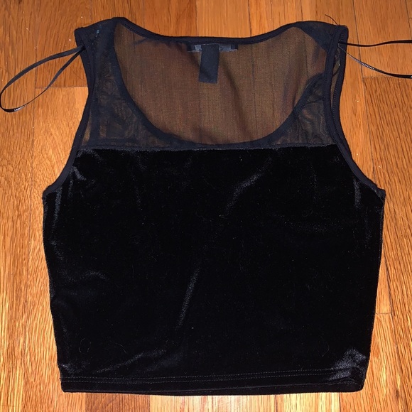 2 For 1 Crop Tops - Picture 5 of 5